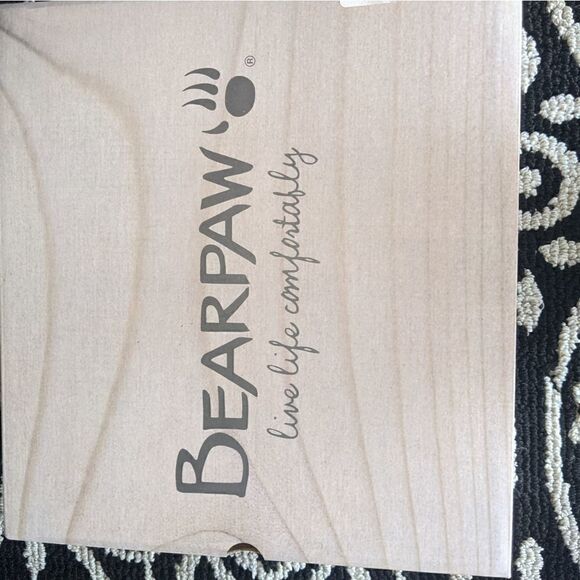 Bearpaw Helen Women's Boot  - Picture 7 of 7